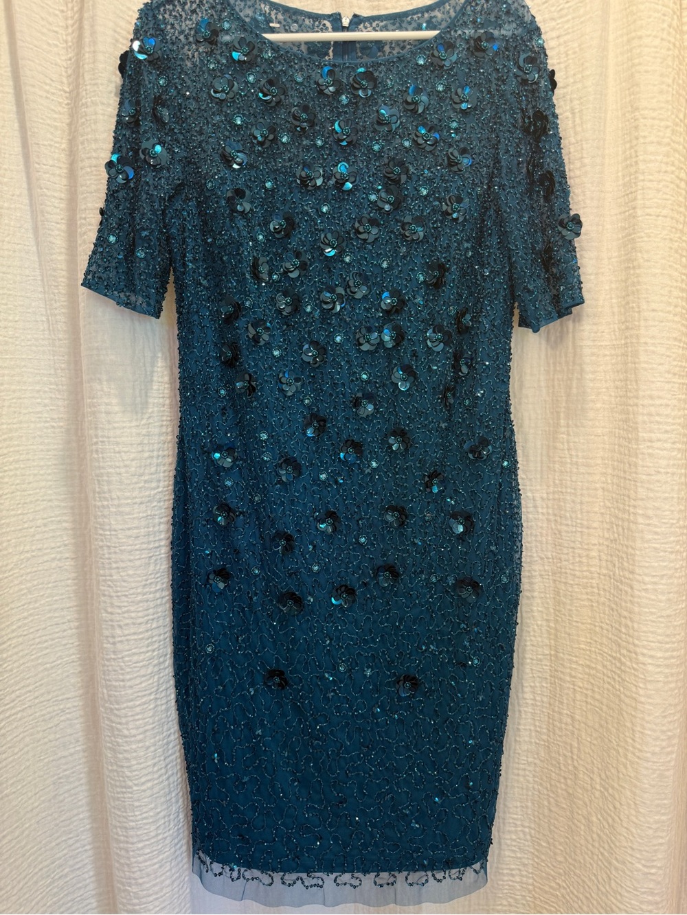 Adrianna Papell Cocktail Sheath Dress 3D Sequins